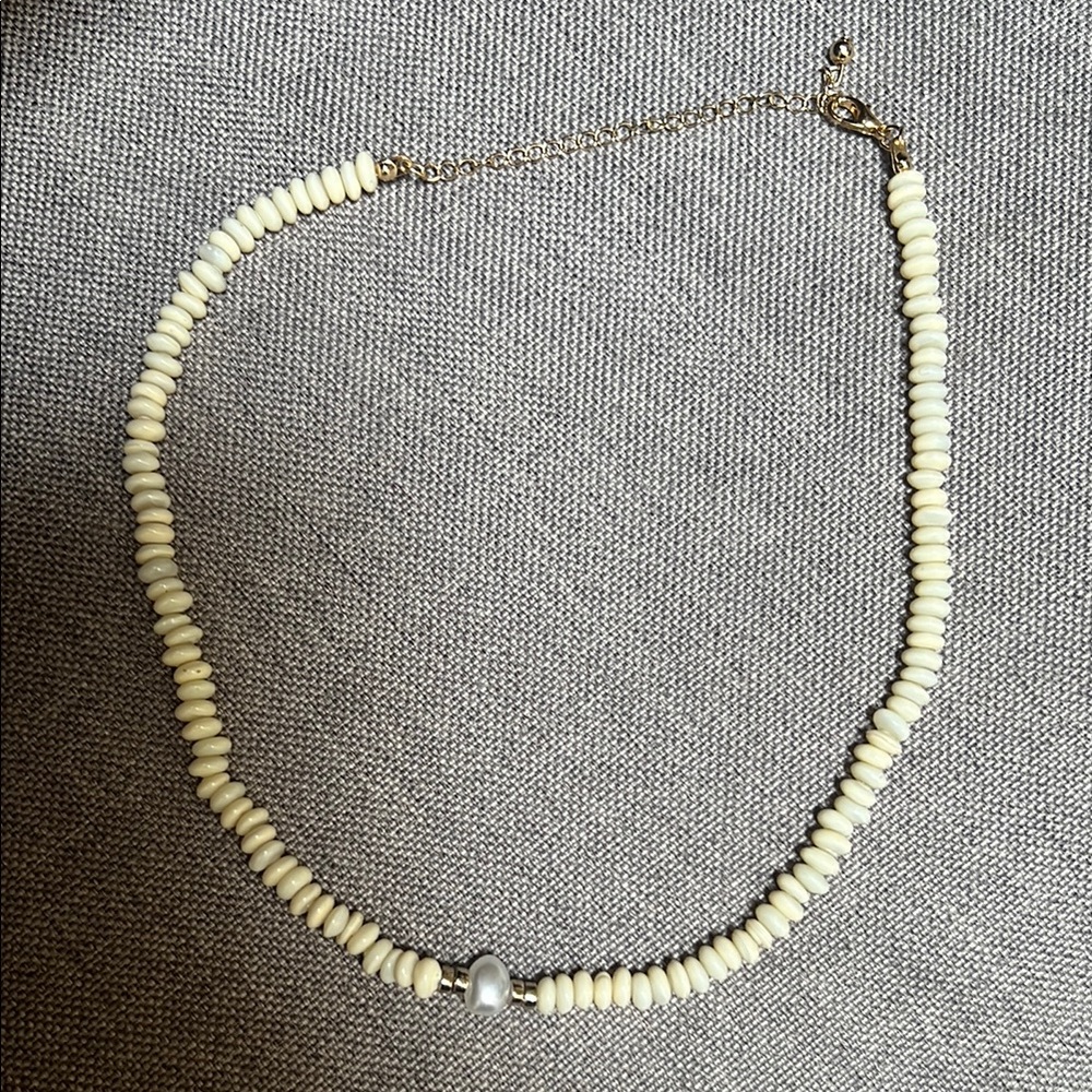 NEW H&M Necklace